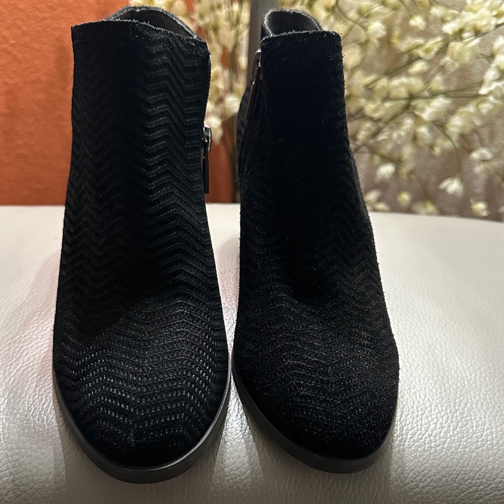 Lucky brand Black Ankle Boots size 6.5